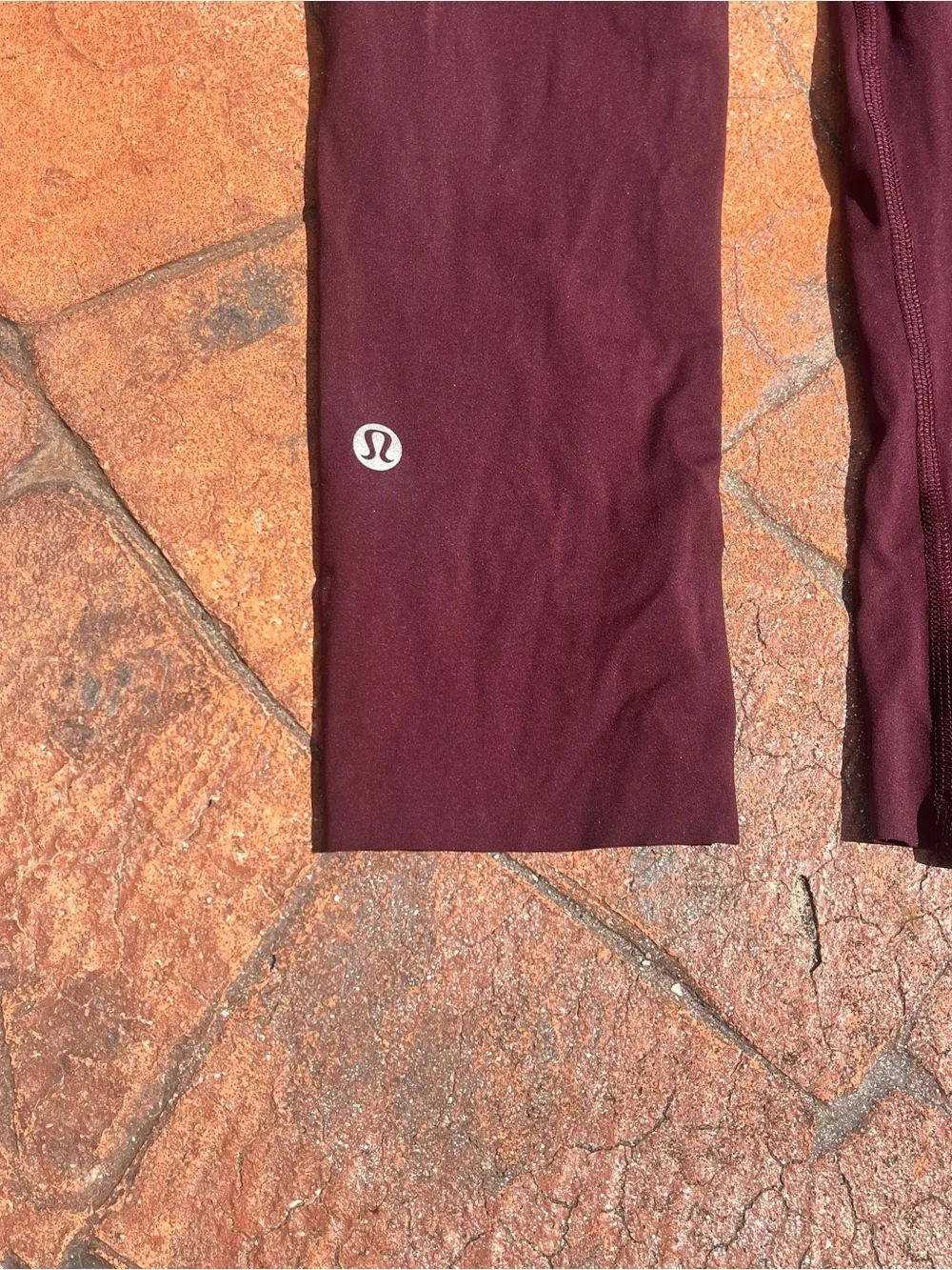 Lululemon Fast And Free Crop Burgundy Leggings 19” Size 0